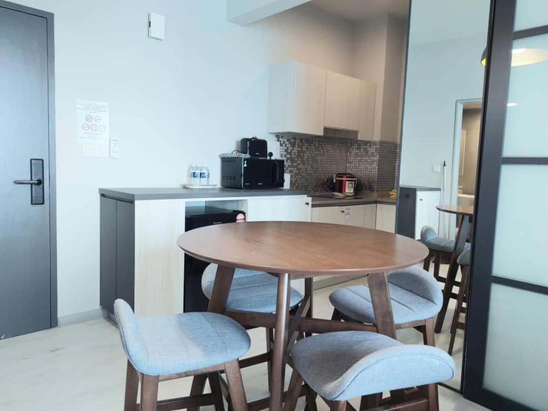 J'Stay Seaview Suite Jesselton Quay Kota Kinabalu Eksteriør bilde